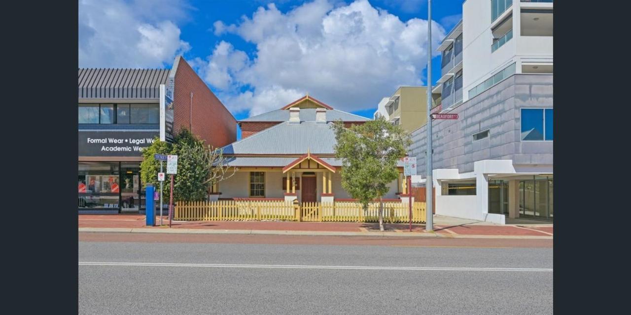 Emu Backpackers Perth - Note - Valid Passport Required For Check In Vandrarhem Exteriör bild